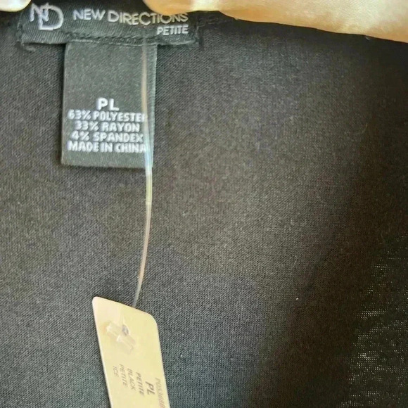 NEW DIRECTIONS BLACK BLOUSE PETITE LARGE NWT - Picture 2 of 13